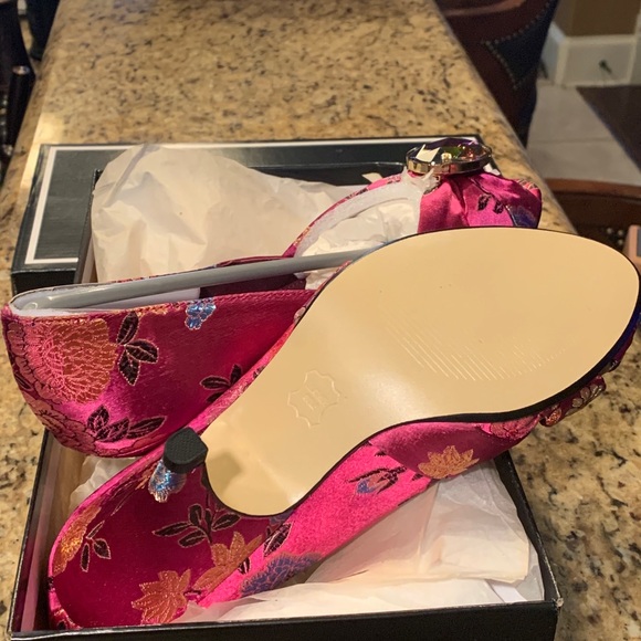 MIA Rock Candy Fuschia Fabric (NWT) - Picture 7 of 7